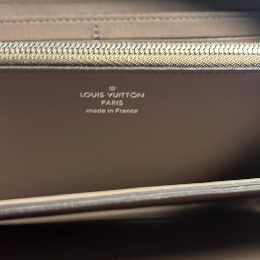 Authentic Louis Vuitton Vaux Kashmir Parassea Portefeuille Comet Leather Wallet - Picture 9 of 10
